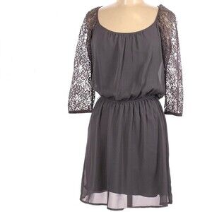 Speechless gray chiffon dress with lace sleeves size large